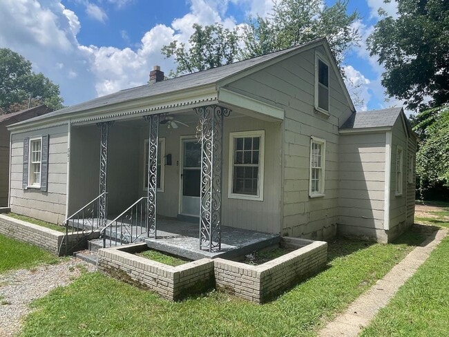 Building Photo - 591 Buck St