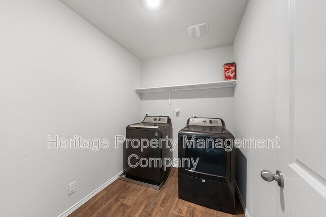 Building Photo - 1327 Brown Pelican Wy