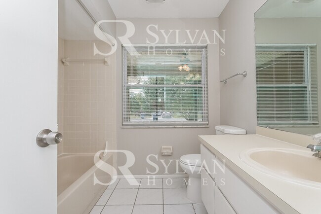 Building Photo - At Last, This Is What You Have Been Searching For!