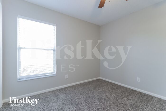 Building Photo - 5227 Aventura Blvd