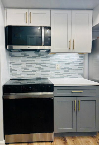 Building Photo - 4621 N Progress Ave