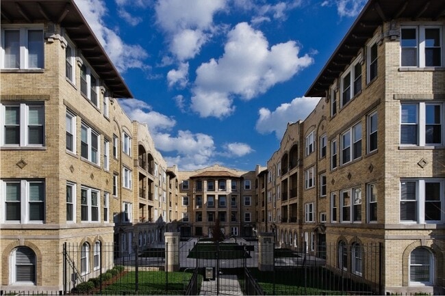 Building Photo - Ironwood
