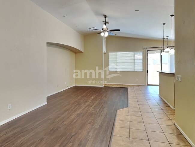 Building Photo - 10297 W Los Gatos Dr
