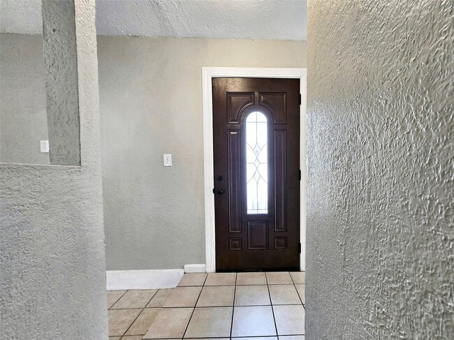 Building Photo - 4429 W Cypress Villas Dr