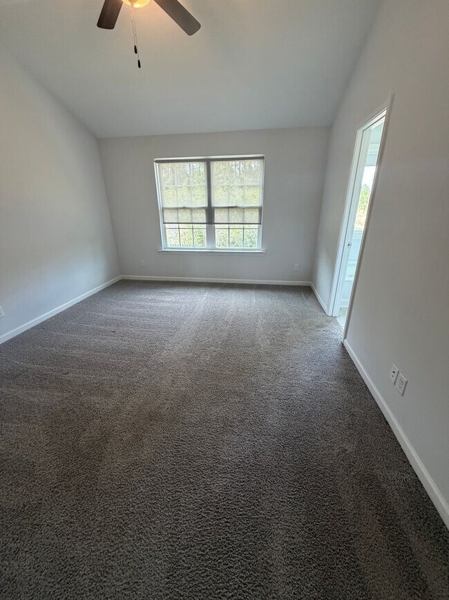 Building Photo - 600 Brightleaf Cir