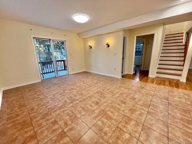 Building Photo - 51 Emmett Terrace