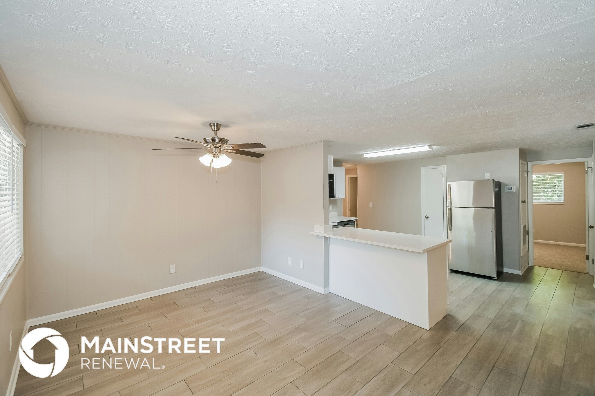 Building Photo - 4425 Jana Ln N