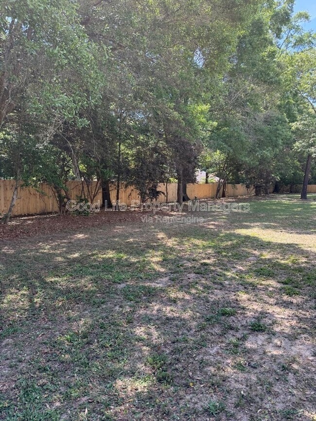 Building Photo - 9980 Bowman Ave