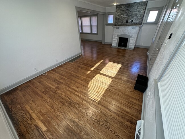 Building Photo - 5414 Brooklyn Ave