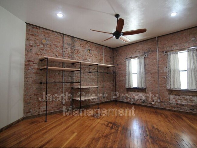 Building Photo - 429 Park Ave