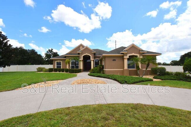 Primary Photo - 3203 Highlands Lakeview Cir