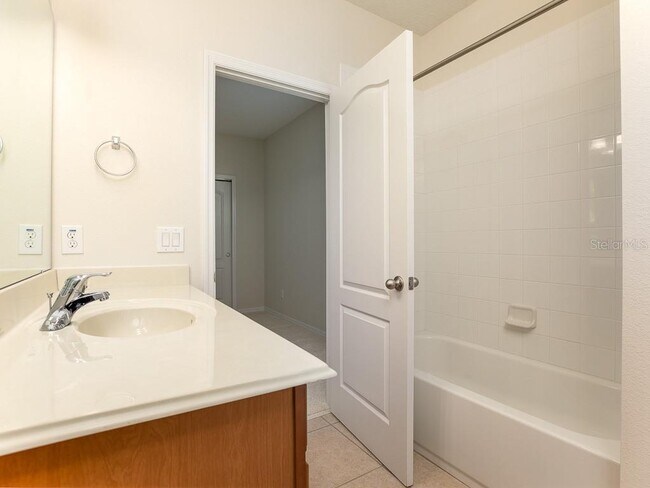 Building Photo - 12230 Langstaff Dr