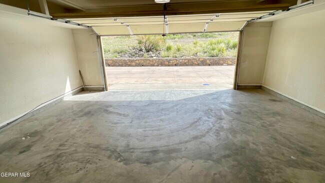 Building Photo - 6673 Boulder Canyon Ln