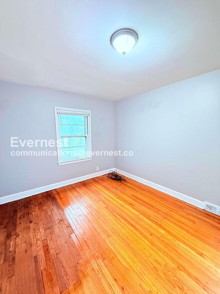 Building Photo - 20129 Stratford Rd