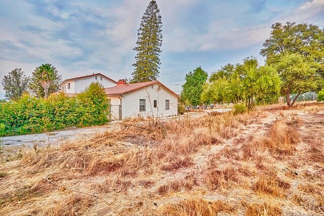 Building Photo - 2751 Batson Ave