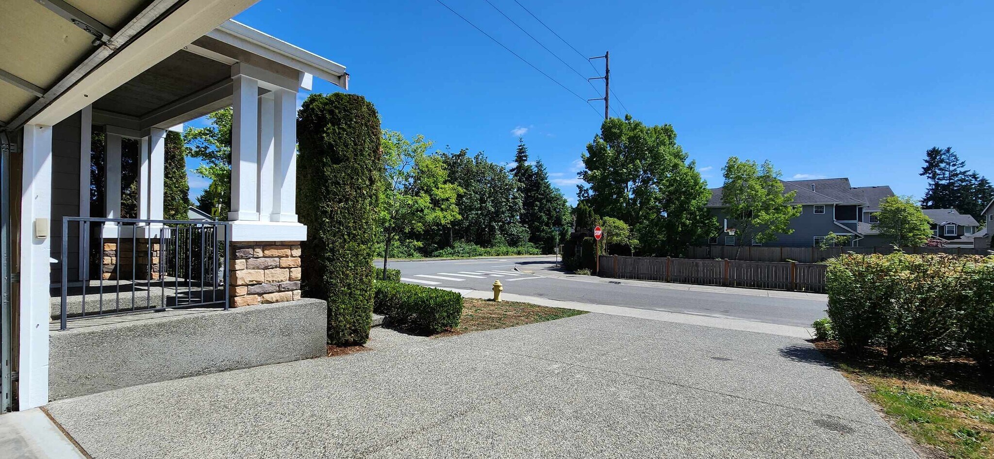Building Photo - 12956 NE 200th Pl