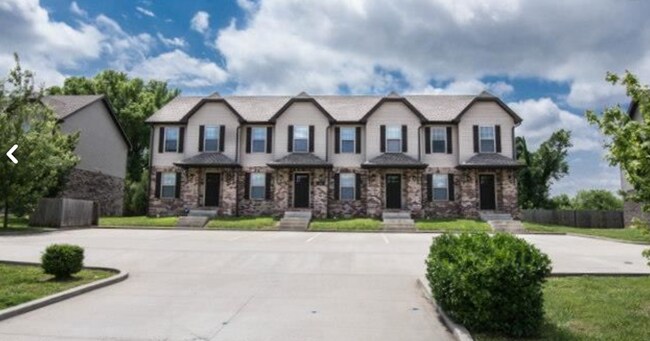 Building Photo - 1758 Spring Water