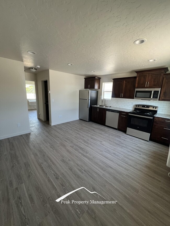 Building Photo - 2235 S Sockeye Pl