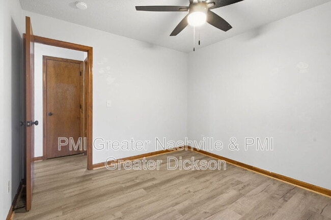 Building Photo - 1208 Coreland Dr