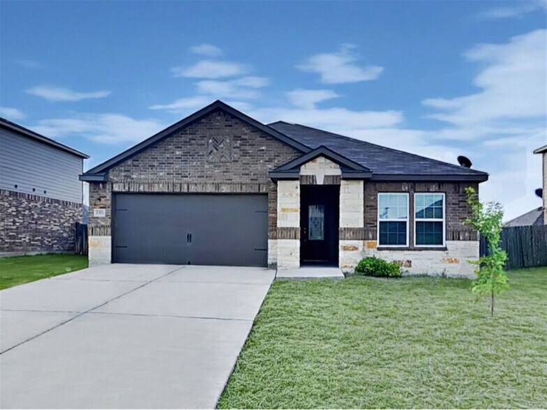Primary Photo - 1373 Violet Ln