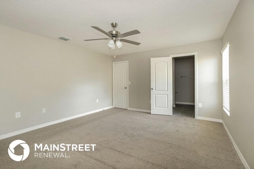 Building Photo - 123 Violet Ct