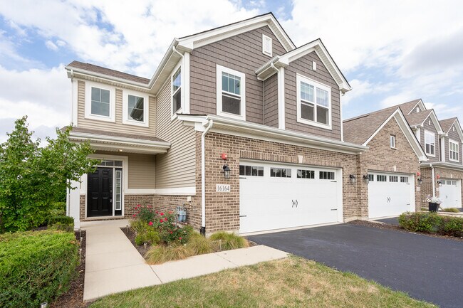 Building Photo - 16164 W Coneflower Dr