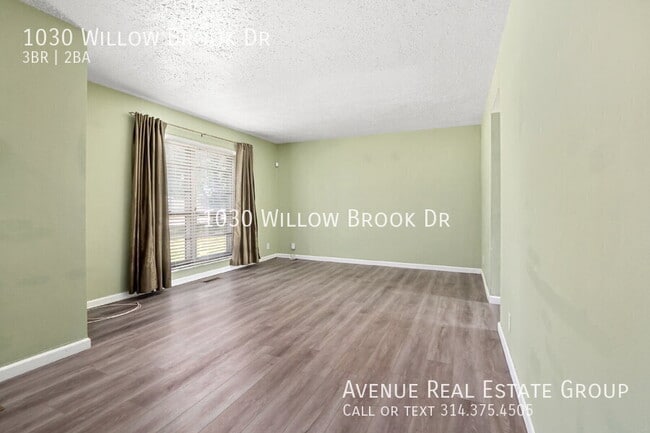 Building Photo - 1030 Willow Brook Dr