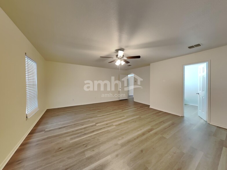 Building Photo - 1436 Lauren Dr