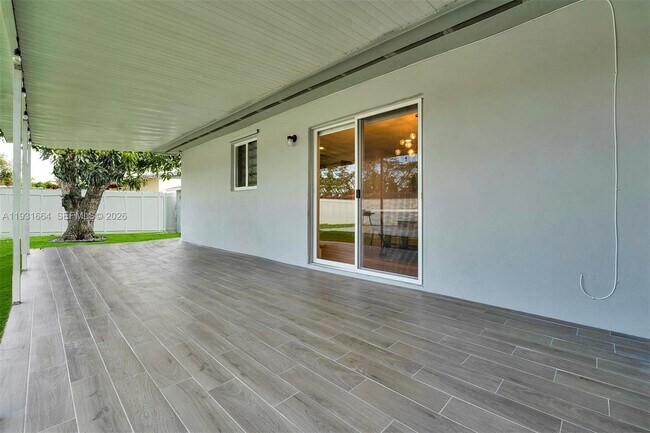 Building Photo - 2211 NW 189th Terrace