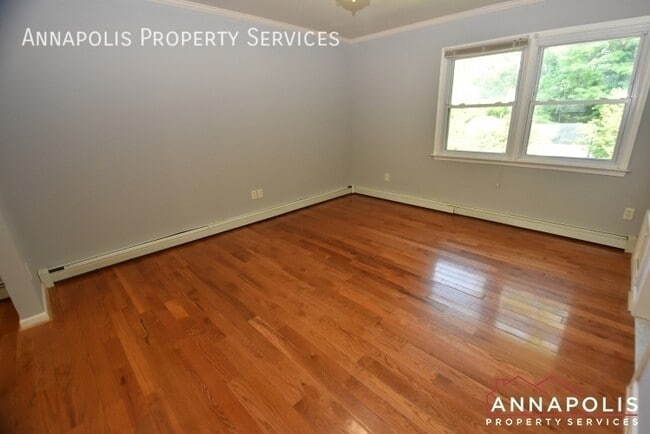 Building Photo - 127 Riverview Ave