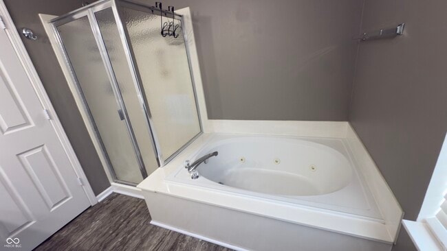 Building Photo - 5064 Gunston Ln