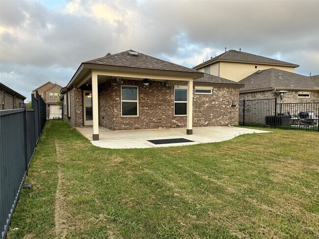 Building Photo - 2629 Bernadino Dr