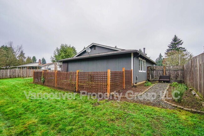 Building Photo - 12509 NE 35th St