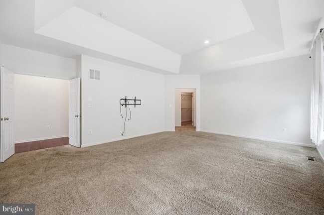Building Photo - 24267 Purple Finch Dr