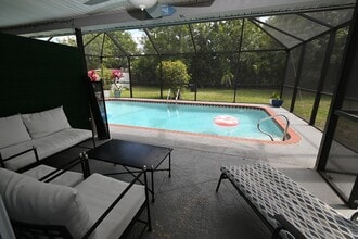Building Photo - 206 Cape Coral Pkwy W