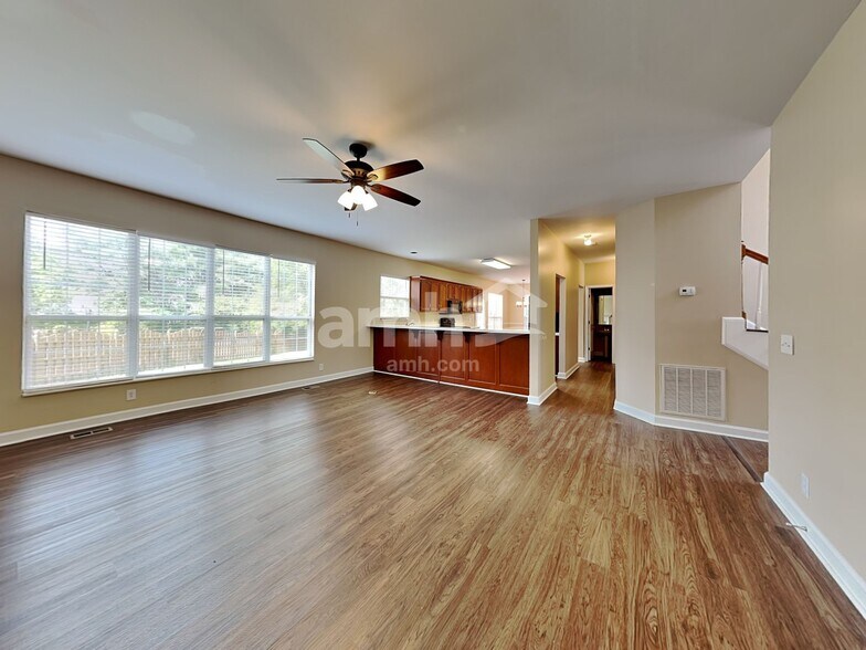 Building Photo - 309 Kentons Way