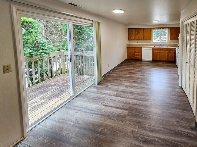 Building Photo - 2177-2183 Nomad Ct SE