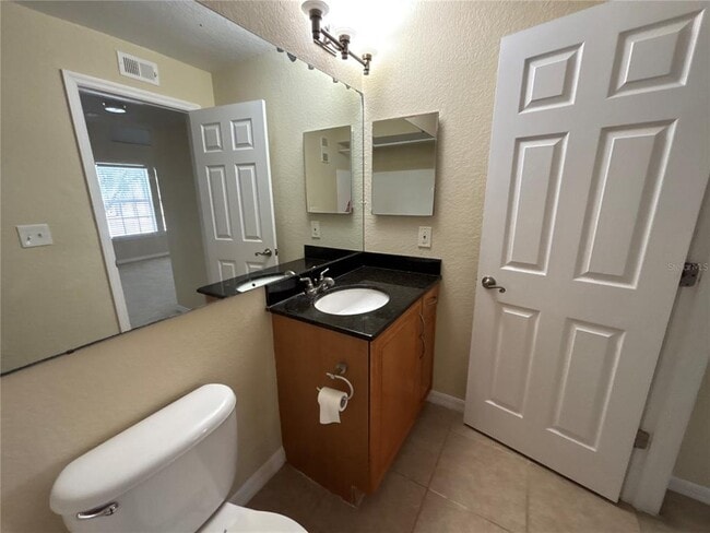 Building Photo - 3260 Haviland Ct