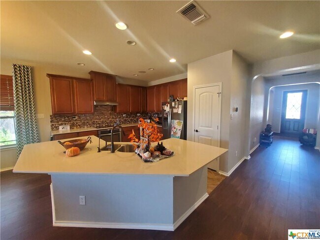 Building Photo - 2081 Turkey Creek