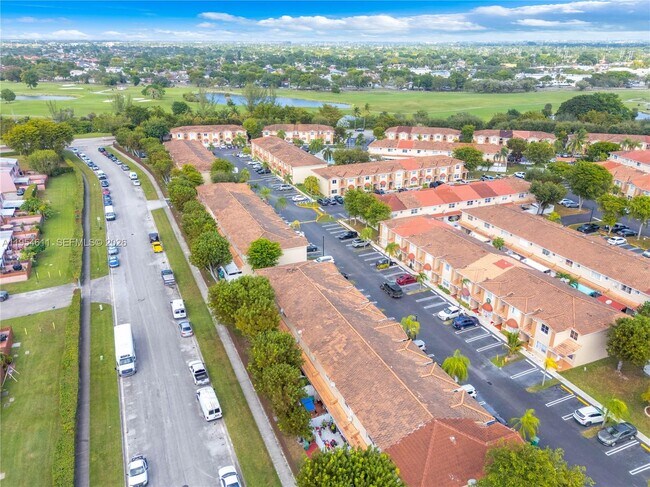 Building Photo - 6350 SW 139th Ave