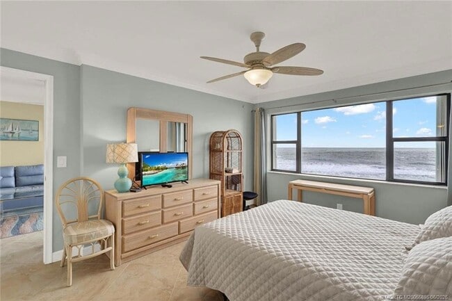 Building Photo - 9490 S Ocean Dr