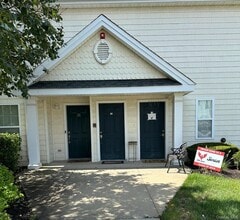 Building Photo - 28 Lorien Pl