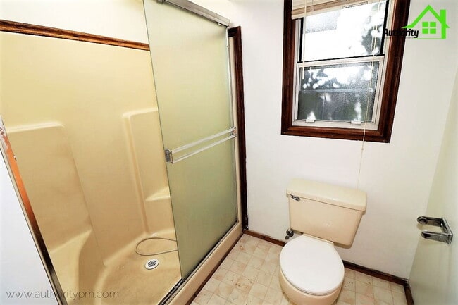 Building Photo - 3194 Veda St