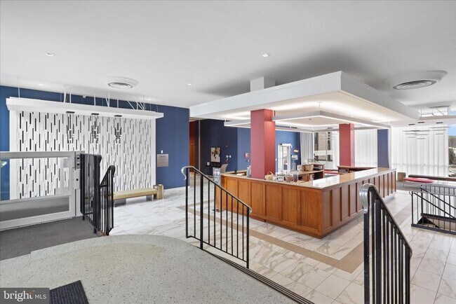 Building Photo - 4600 Duke St