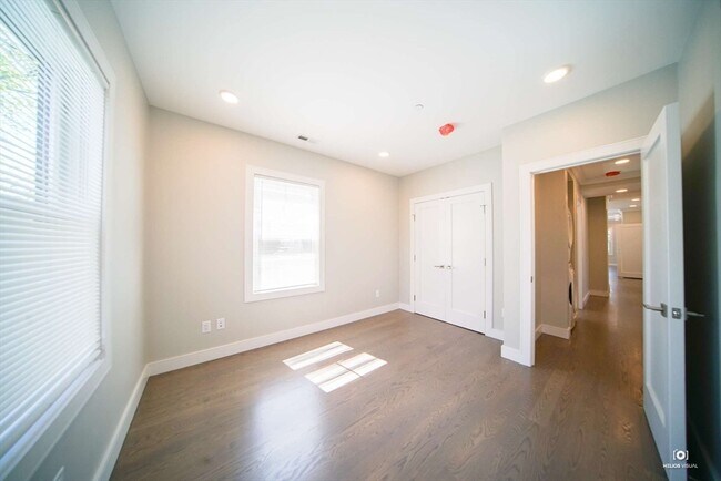 Building Photo - 6 Manton Terrace