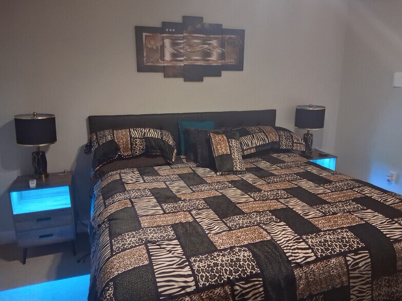 Building Photo - 5912 Currin Fox Ct