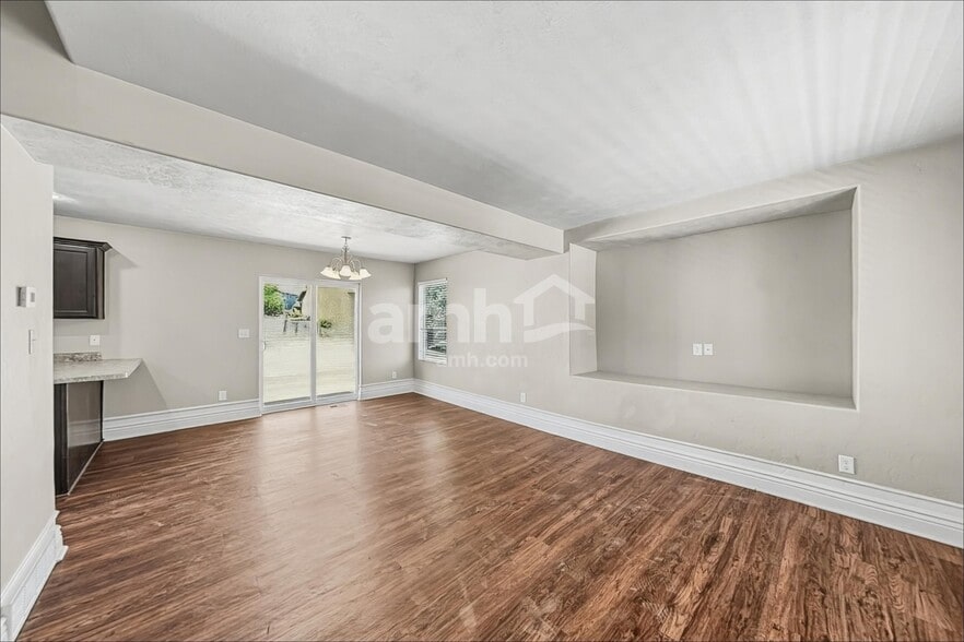 Building Photo - 228 Cedar Grove Ln