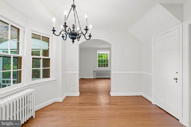 Building Photo - 5222 Duvall Dr