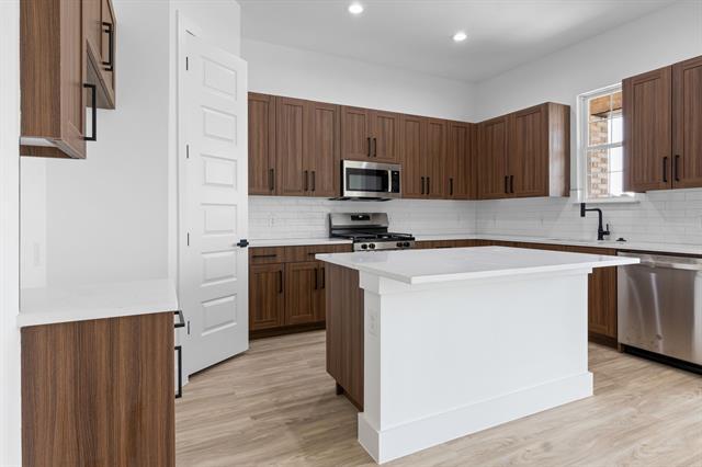 Building Photo - 3421 Sanjeev Dr