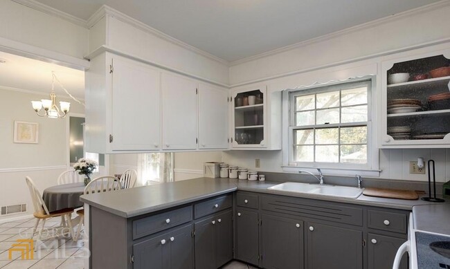 Building Photo - 240 Segrest Cir